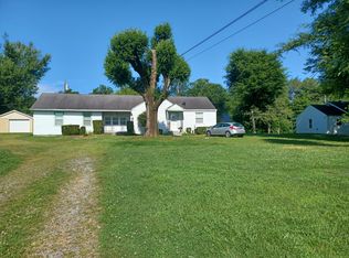 663 Lock 4 Rd, Gallatin, TN 37066