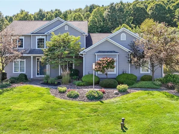 6361 Tulipwood Ln, Jamesville, NY 13078