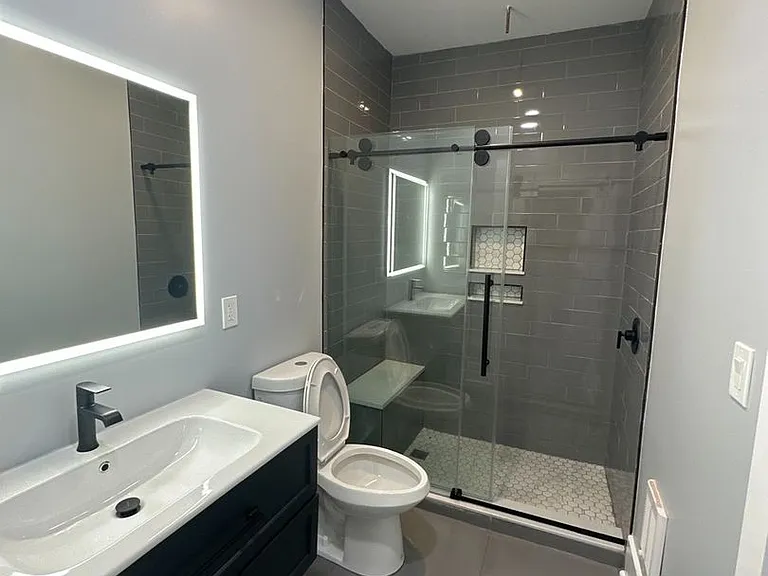 97 Sheffield Ave — Photo 8