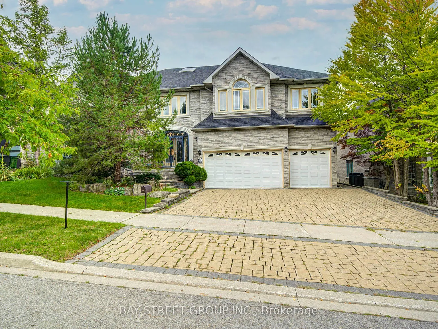 6 bed, $7,500 — Photo 2