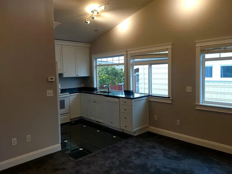3018 SW 300th Pl — Photo 3