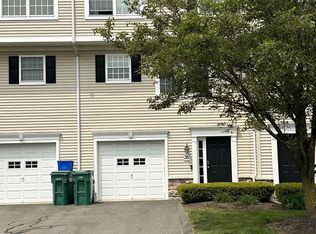 35 Nolan Cir #35, Manchester, CT 06042