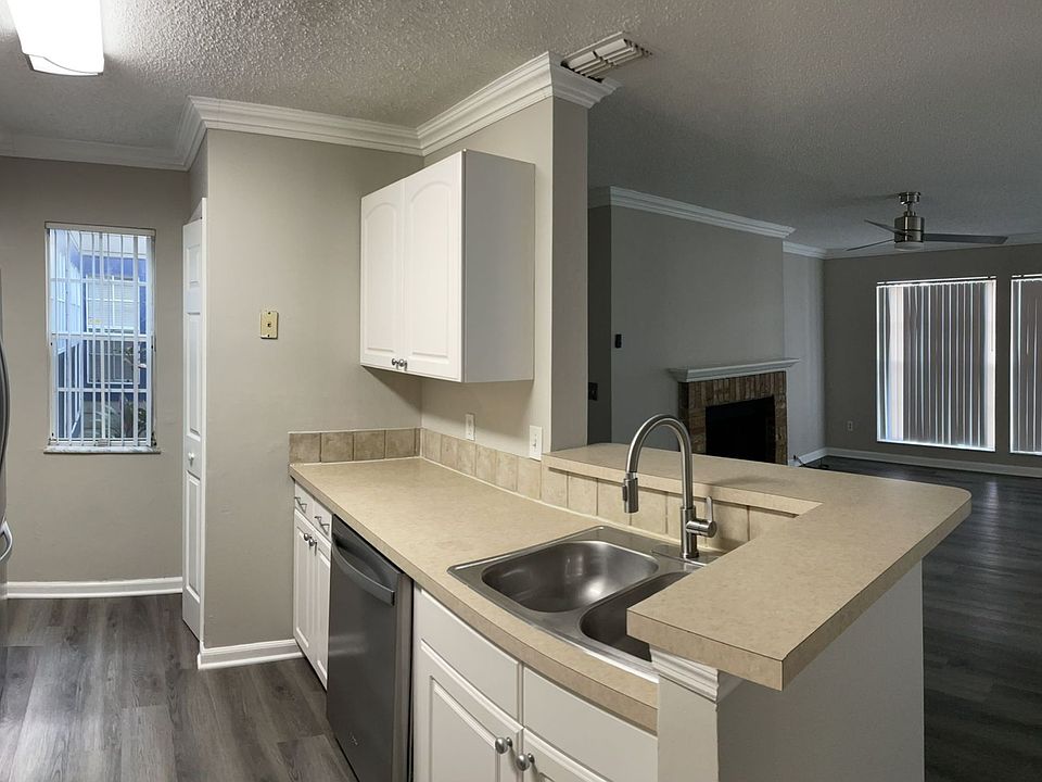 1st image of 944 Bakewell Ct #Bc-104