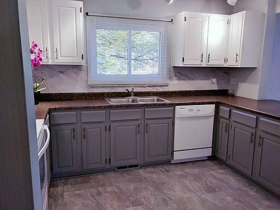 kitchen - main floor