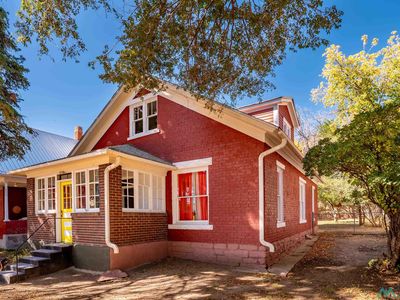 528 S 2nd St, Raton, NM, 87740