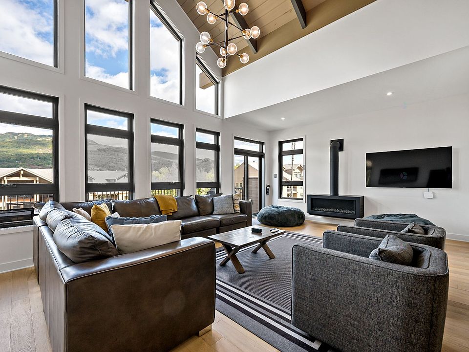 1st image of 1030 Allae De Verbier #203