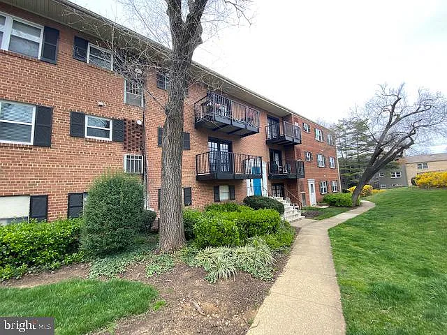 412 N Armistead St #101 — Photo 2