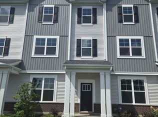 4509 Chelsea Manor Cir, Aurora, IL 60504