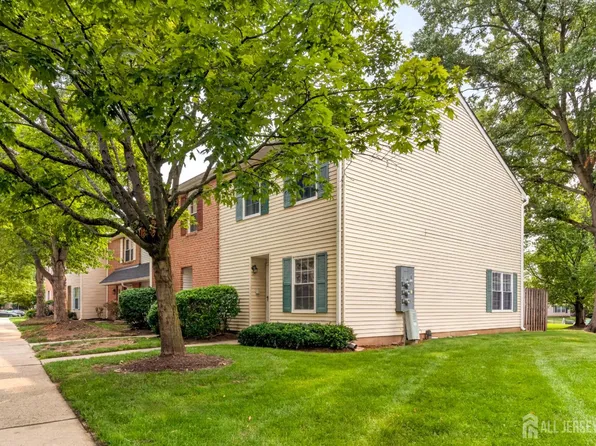 390 McDowell Dr, East Brunswick, NJ 08816