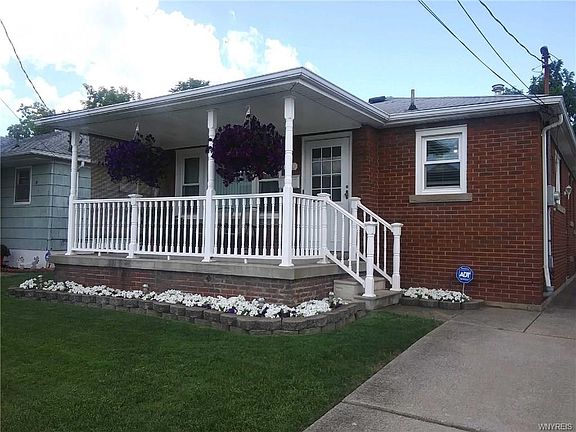 2nd image of 1130 Ashland Ave