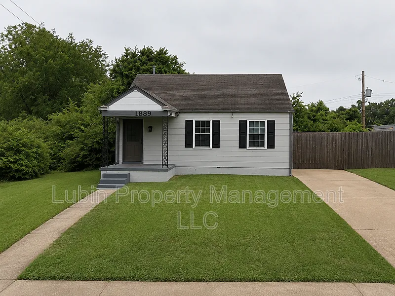 1889 Glory Cir