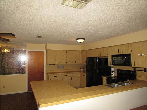 5th image of 7326 Canal Blvd
