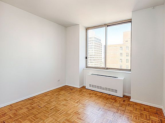 5th image of 200 E 89th St APT 26E