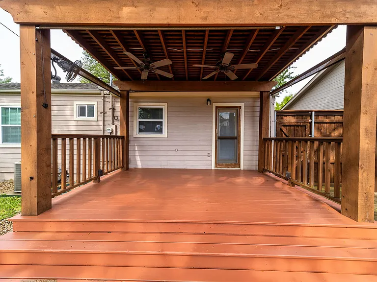 7302 Kenwell St — Photo 22
