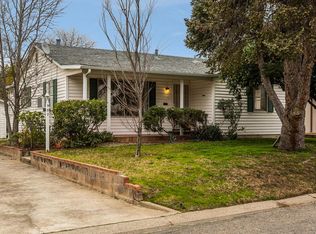 907 Hillcrest Ave, Roseville, CA