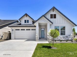 1760 N Green Pine Ln, Star, ID 83669