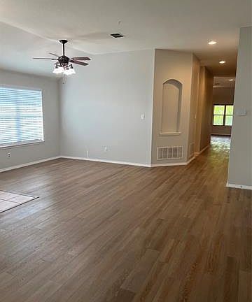 5th image of 12048 Gold Creek Dr