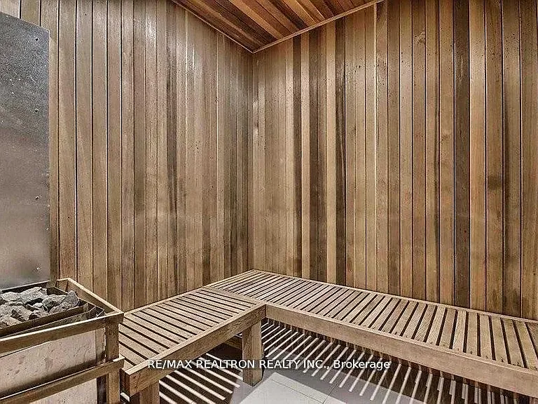 33 Shore Breeze Dr #2501 — Photo 23