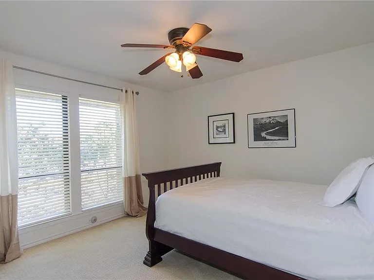 1353 Lost Creek Blvd — Photo 25