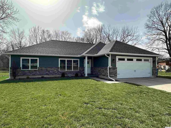 1020 Westwood Dr, Quincy, IL 62305