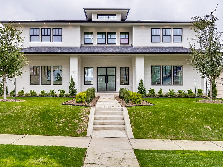 5618 Goodwin Ave — Photo 1