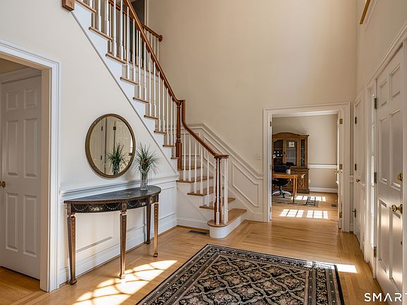 3rd image of 31 Northington Drive