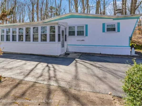 165 Chandler Rd, Jackson, NJ 08527