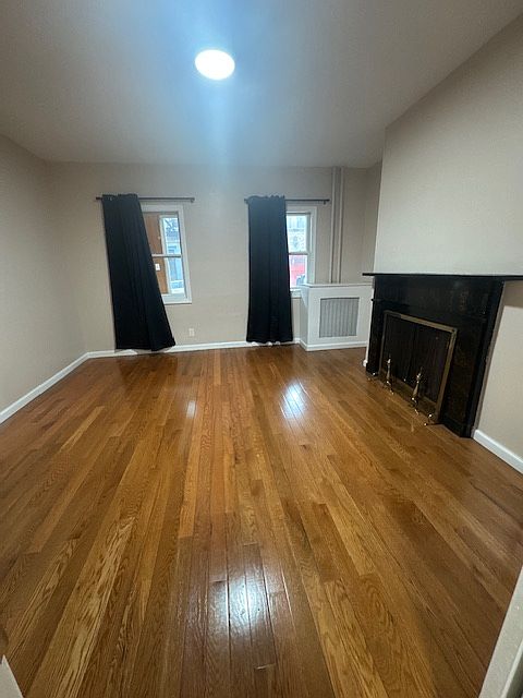 1st image of 39 Mercer St #1