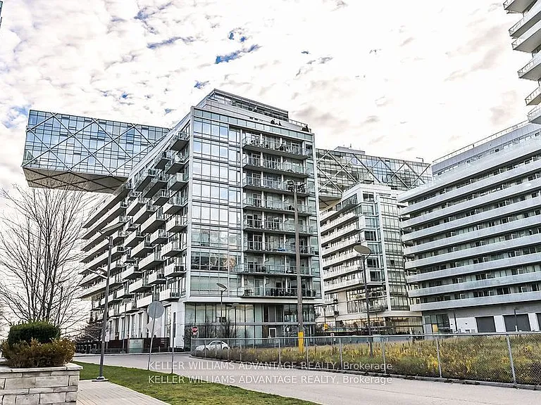29 Queens Quay E #616 — Photo 21
