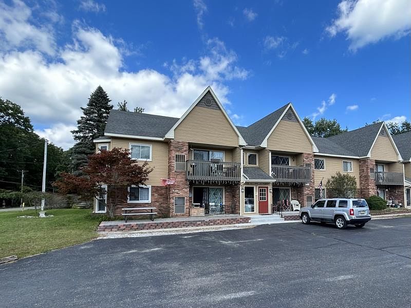 1st image of 7900 E Cedar Lake Dr APT 9