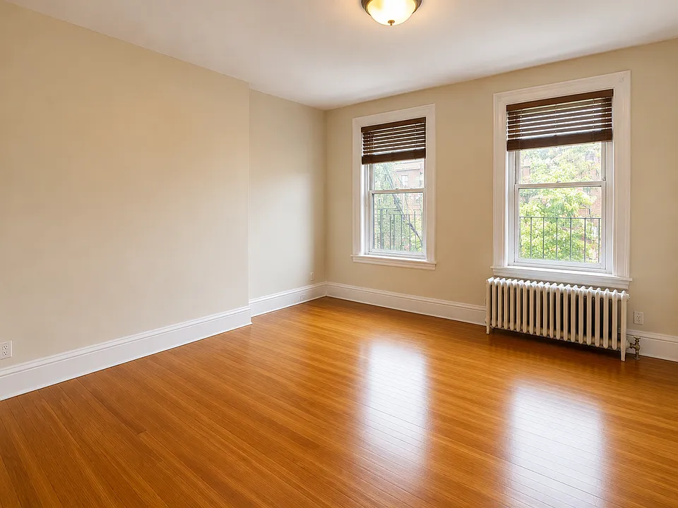 217 Newbury St #5