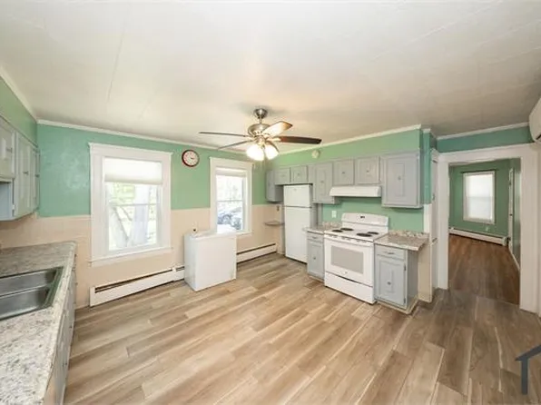 33 Dane Ave #1, Worcester, MA 01607