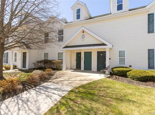 28 Lorien Place #4, Melville, NY