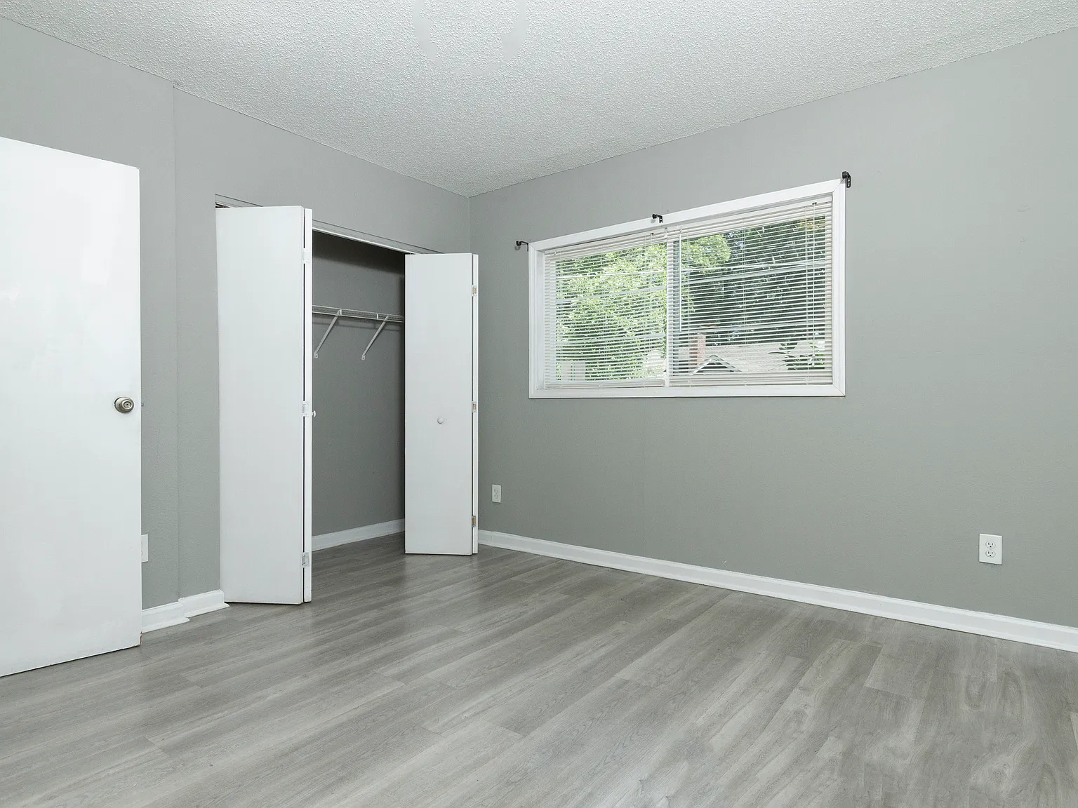 1 bed, 800 sqft, $995 — Photo 3