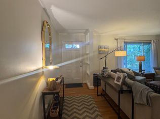 4132 34th St N, Arlington, VA 22207