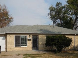 904 Peoria St, Aurora, CO 80011