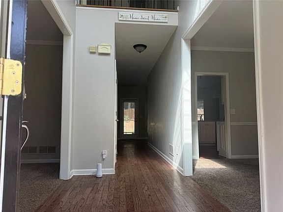 4th image of 2320 Turtle Creek Way