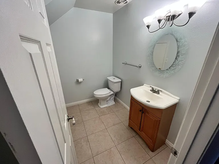 272 H St #B — Photo 7