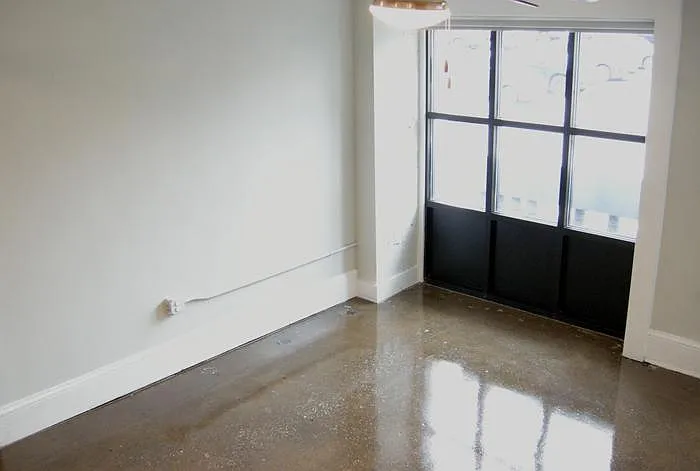 117 W Broad St #101 — Photo 7