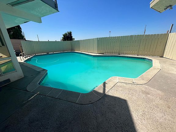 5th image of 5465 Dorothy Dr