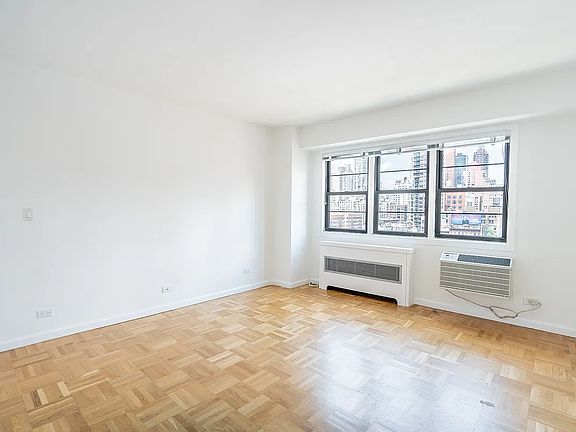 5th image of 320 E 58th St APT 6H