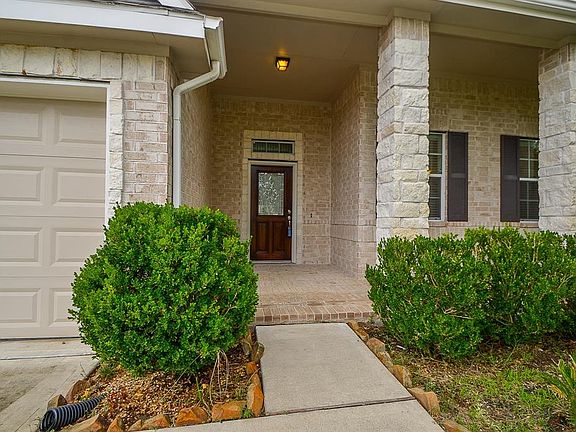 4th image of 2307 Alassio Isle Ct