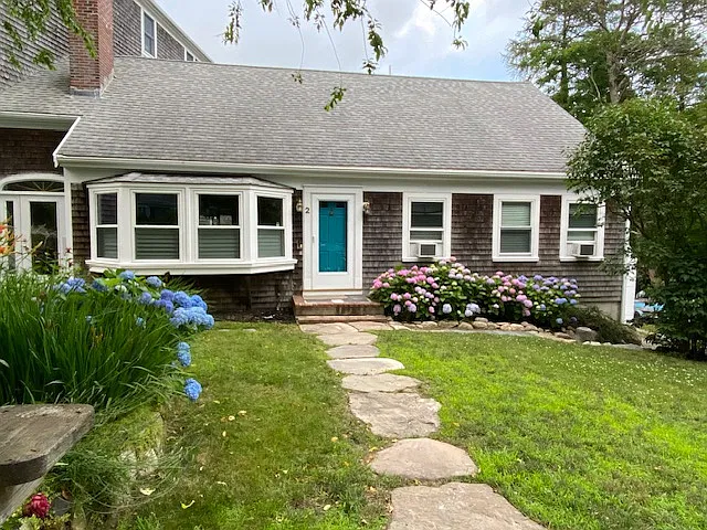 2 Huettner Rd