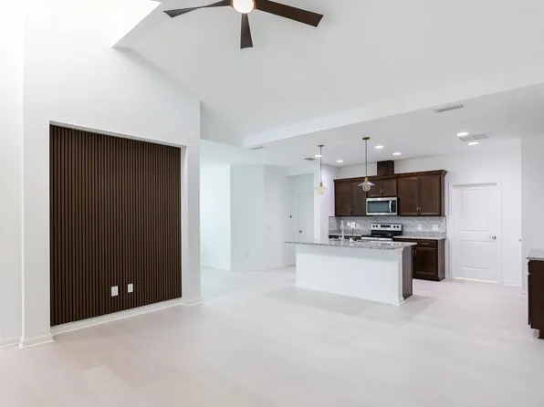 9254 Cool Breeze Dr, Panama City Beach, FL 32413