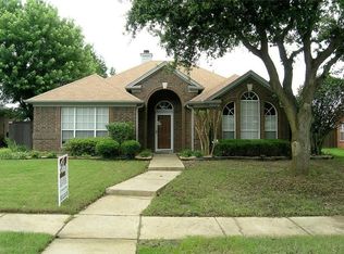 1113 Raleigh Dr, Lewisville, TX 75077