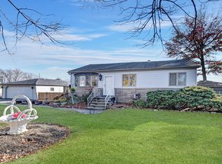 7803 W 99th St, Palos Hills, IL