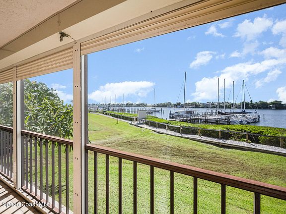 3rd image of 18 Marina Isles Blvd APT 101