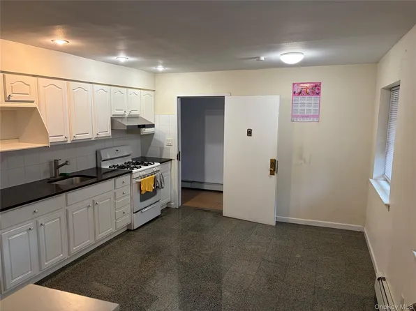 2505 124th St Floor 1, Flushing, NY 11354