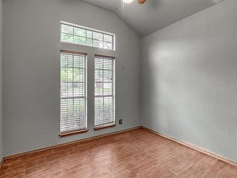 1019 Pruett Dr — Photo 15