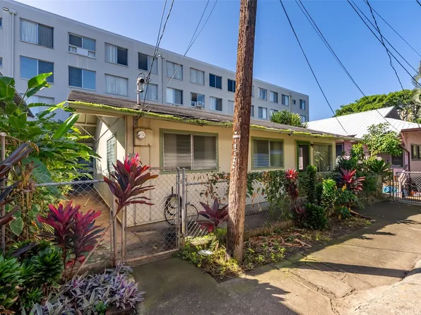 1632A Leilehua Ln, Honolulu, HI 96813